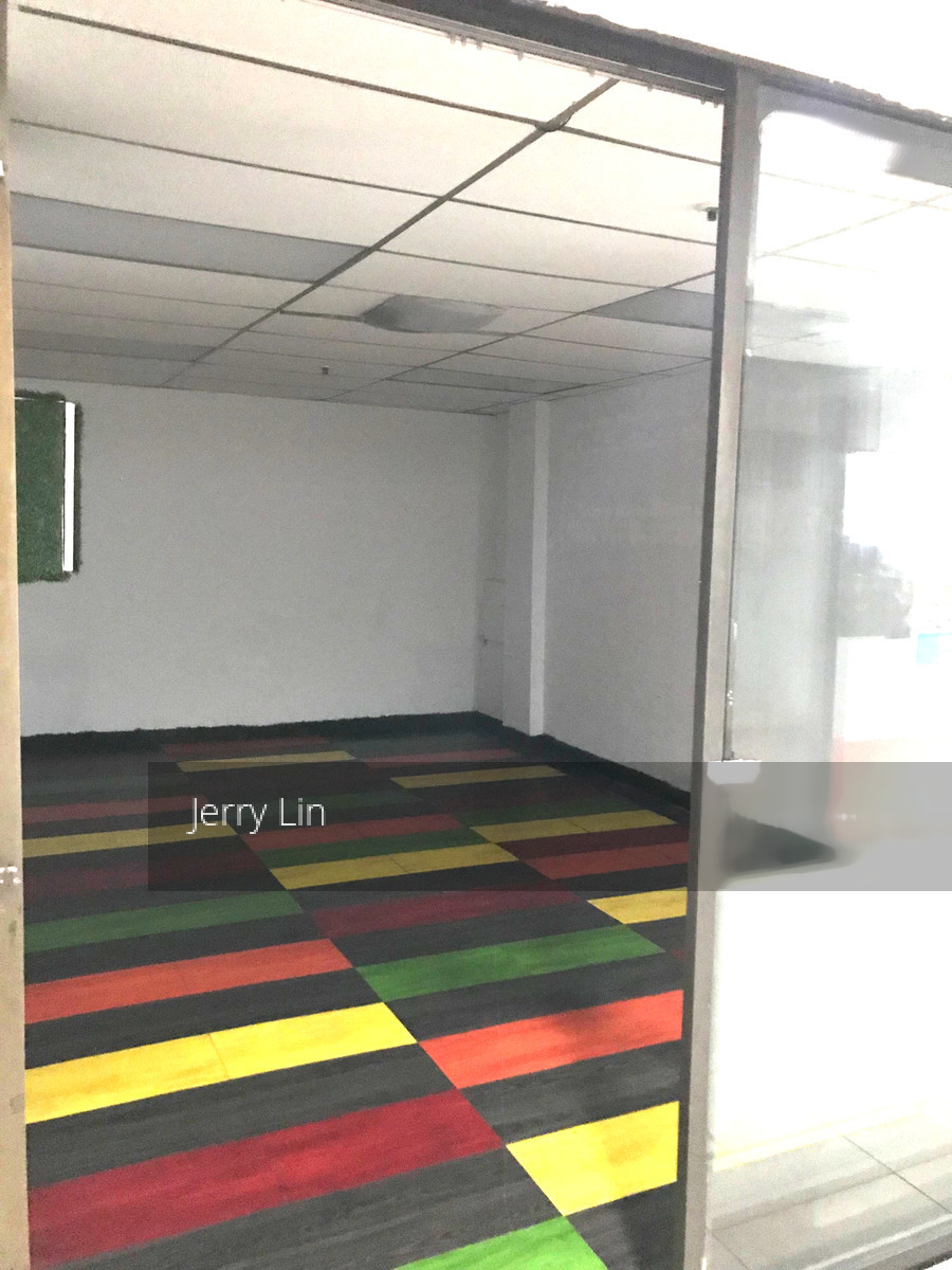 Katong Plaza (D15), Retail #215604271
